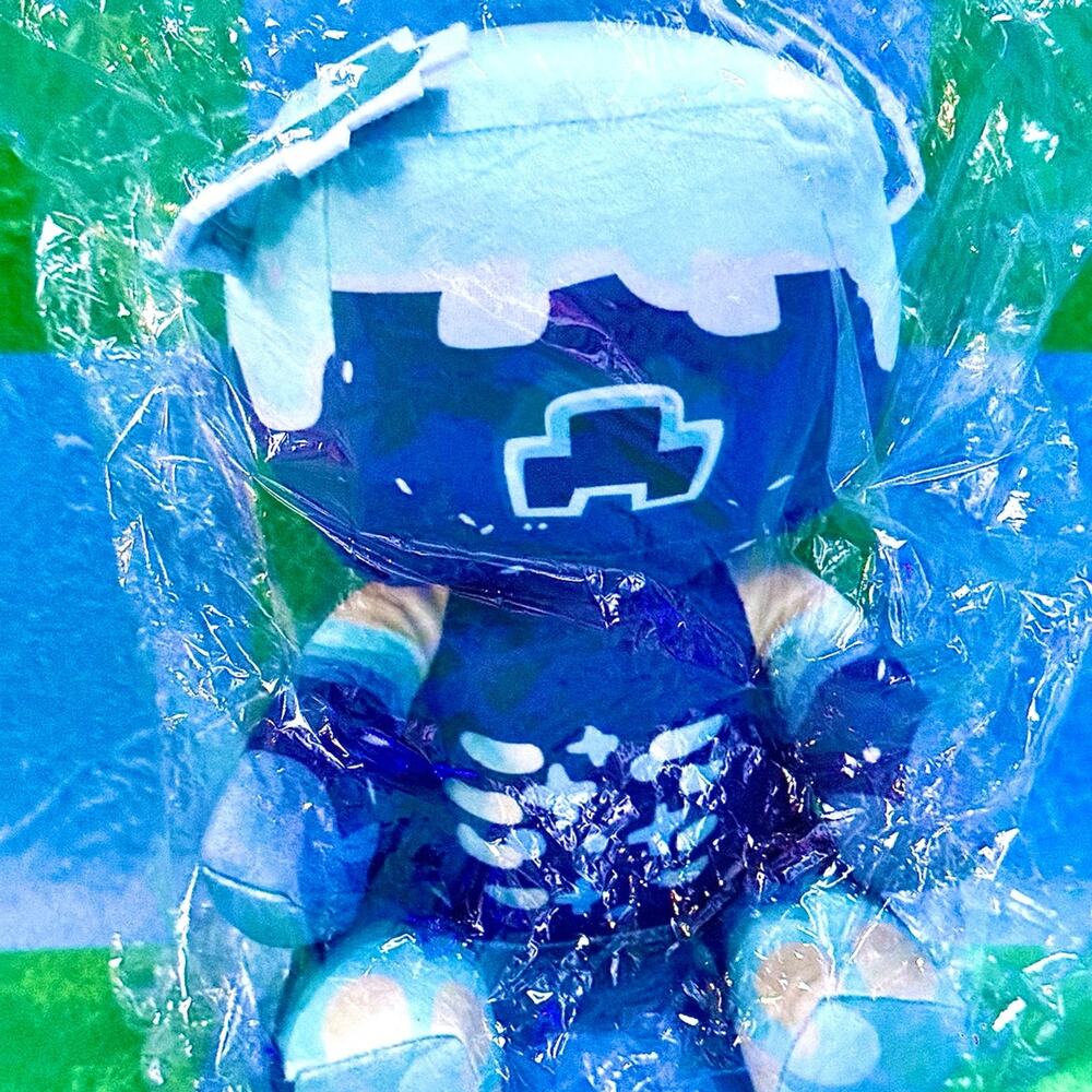 MOJANG Minecraft Warden Plush SEALED Sitting Pose